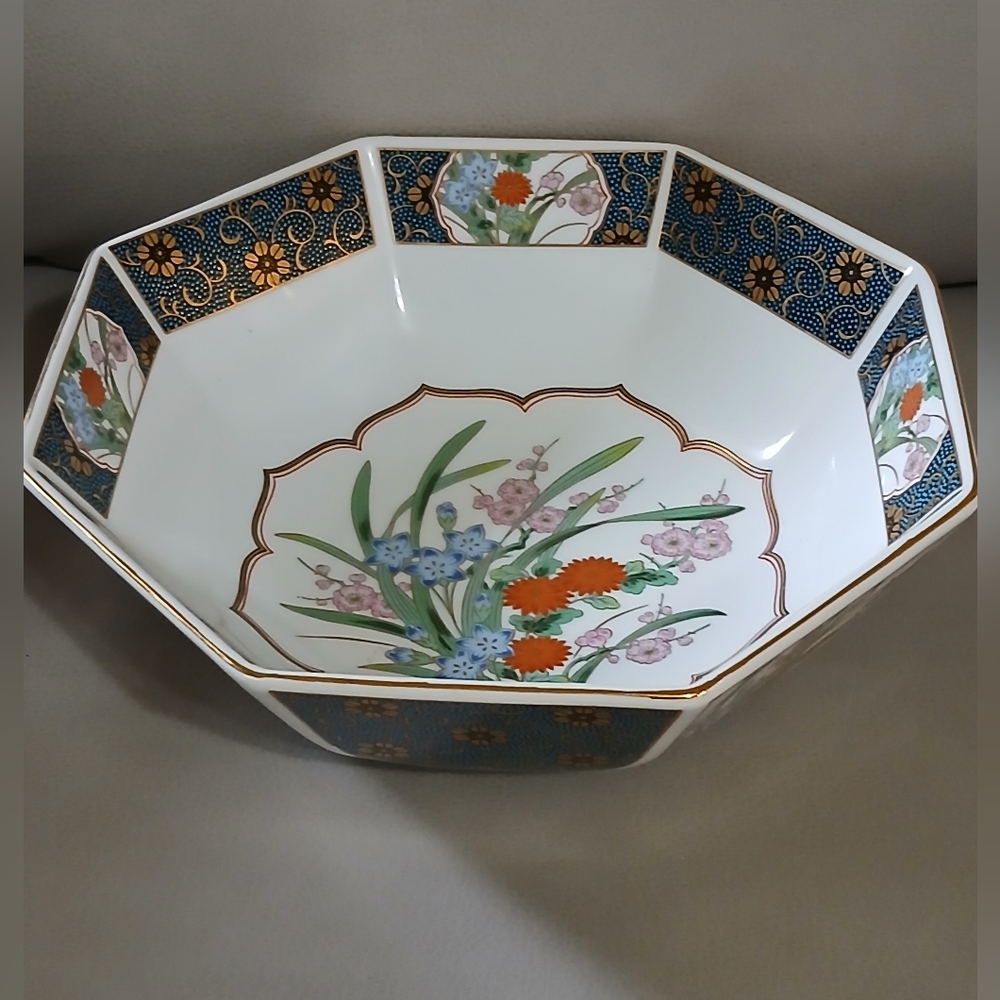 Vintage Chinoiserie Floral Decorative Bowl